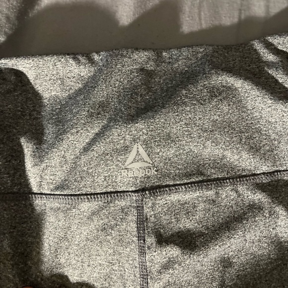 Reebok leggings - Picture 2 of 3